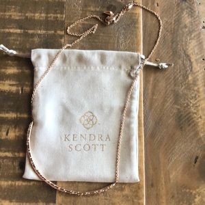 Kendra Scott necklace